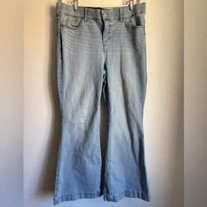 Torrid Bombshell Light Blue Flare Jeans 18R